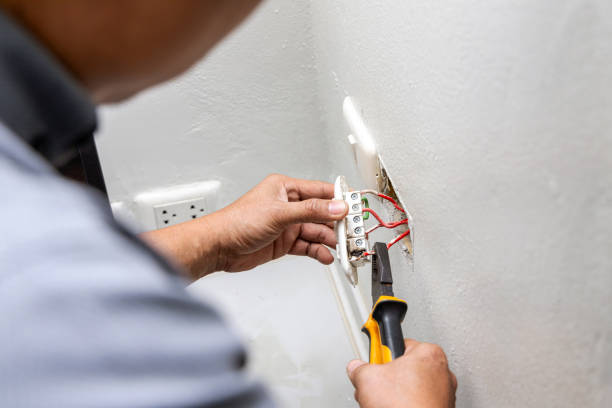 Best Ceiling Fan Installation Electrician  in Beaver Creek, TX